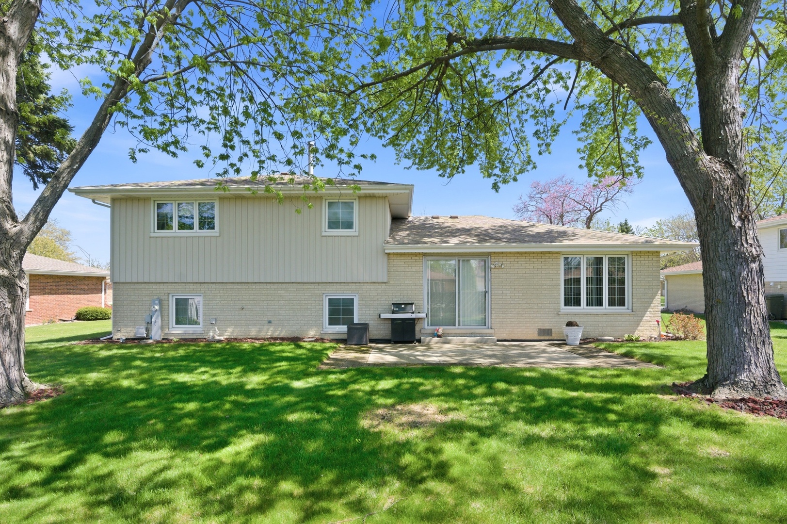 14044 Terry Drive, Orland Park, IL 60462