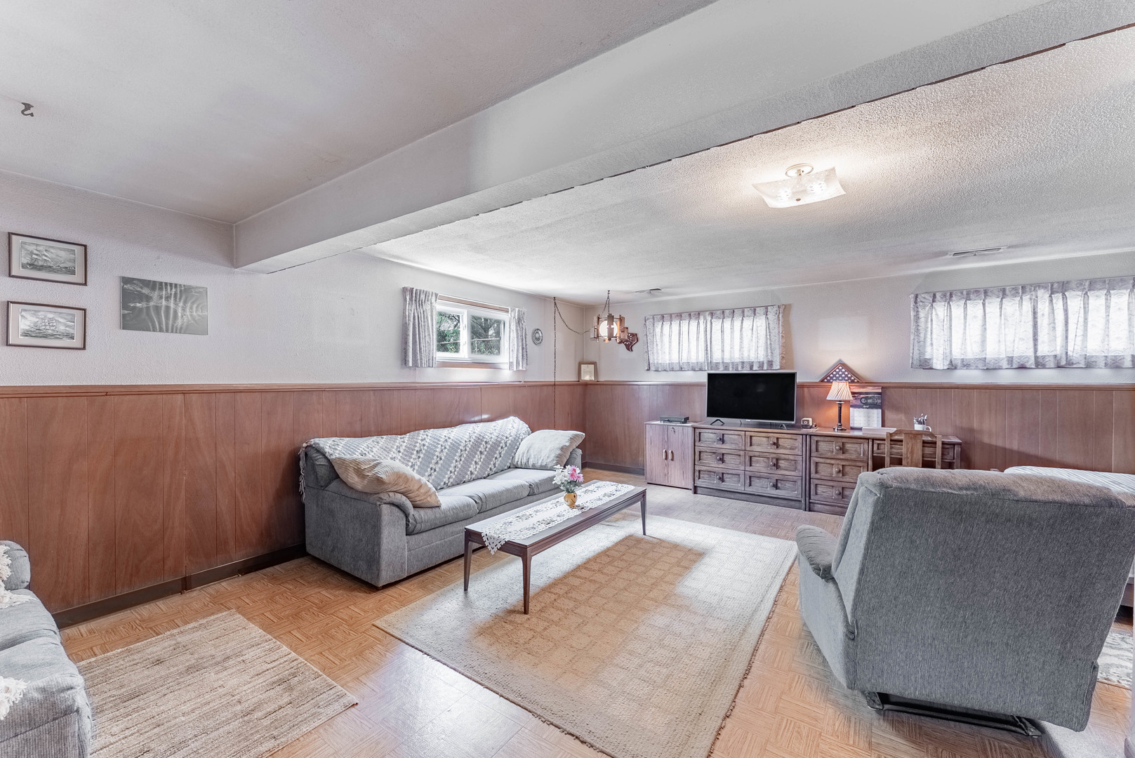 Glen Ellyn, IL 60137