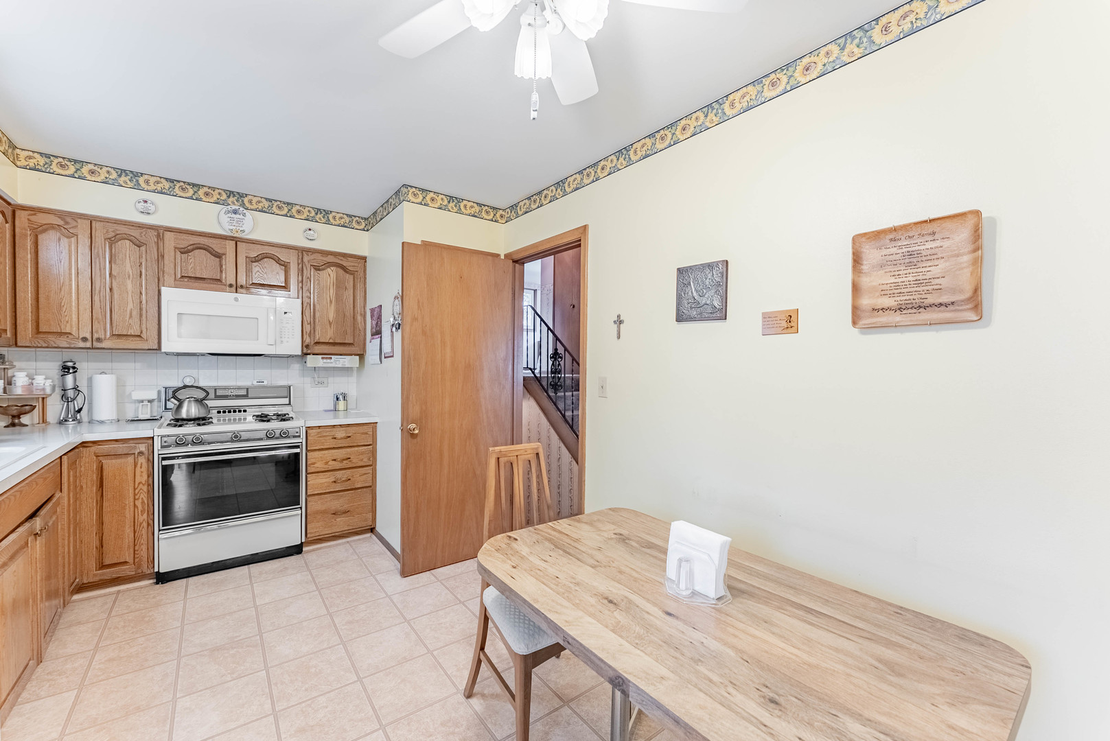 Glen Ellyn, IL 60137