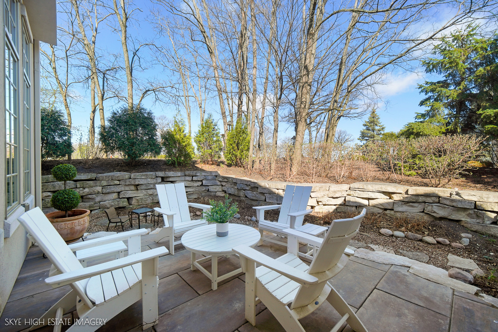 1 Willowcrest Drive, Oak Brook, IL 60523