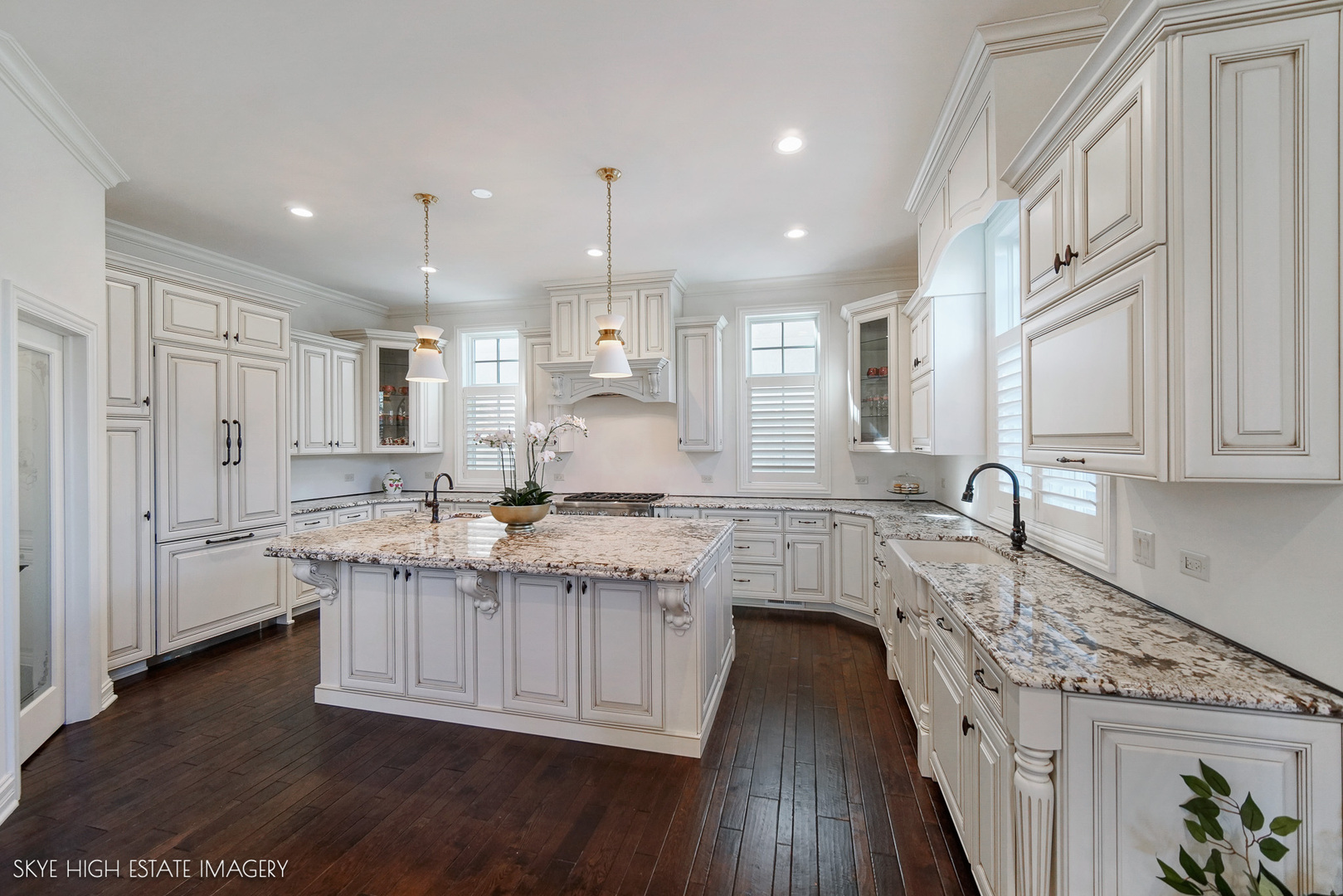 1 Willowcrest Drive, Oak Brook, IL 60523