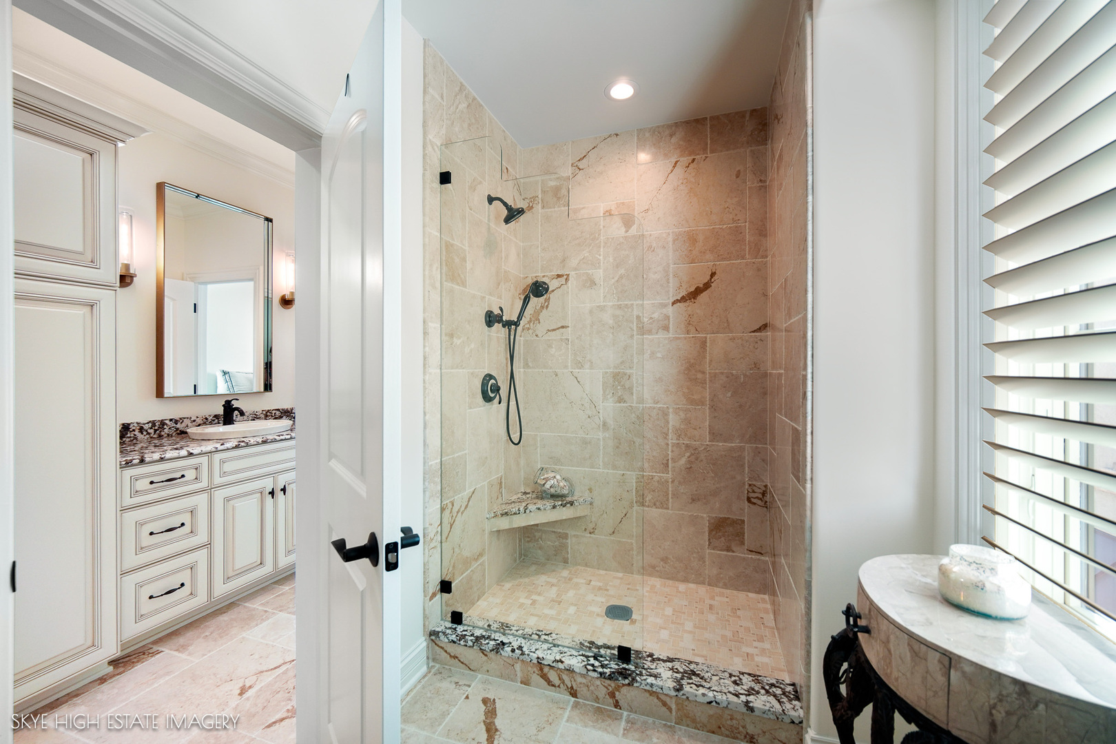 1 Willowcrest Drive, Oak Brook, IL 60523