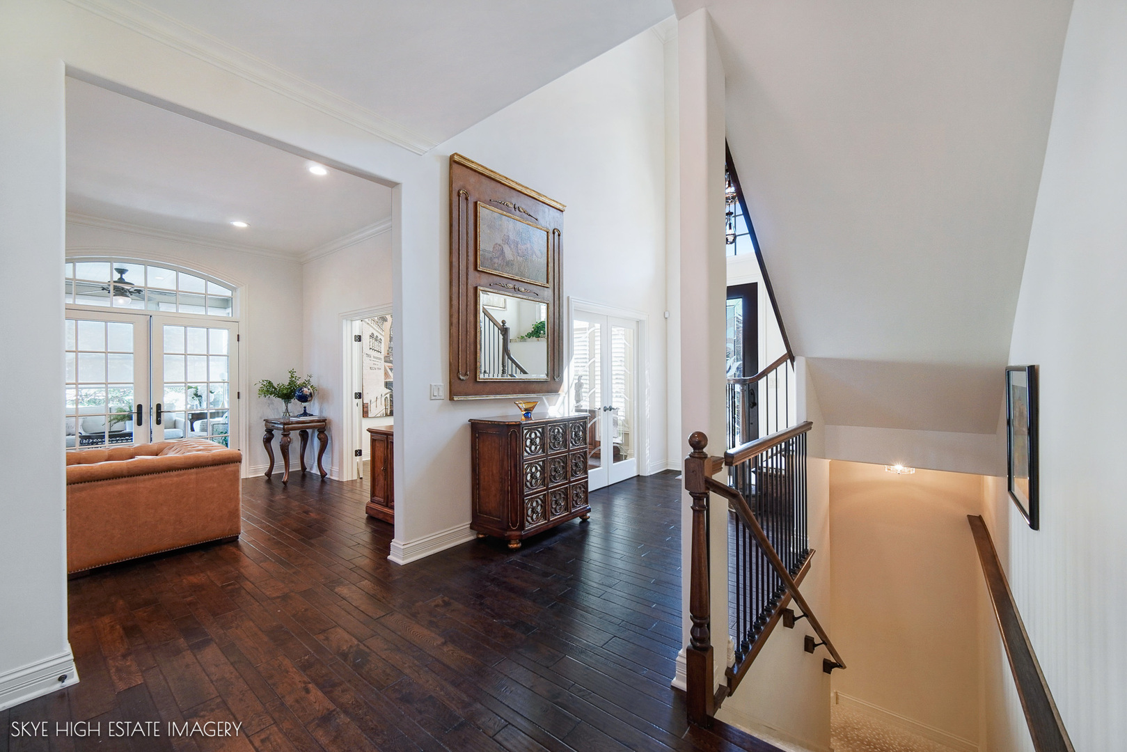 1 Willowcrest Drive, Oak Brook, IL 60523