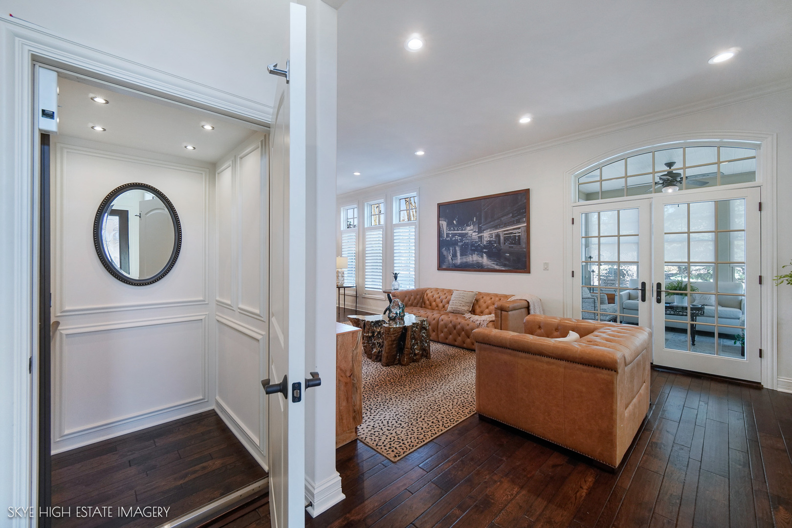 1 Willowcrest Drive, Oak Brook, IL 60523