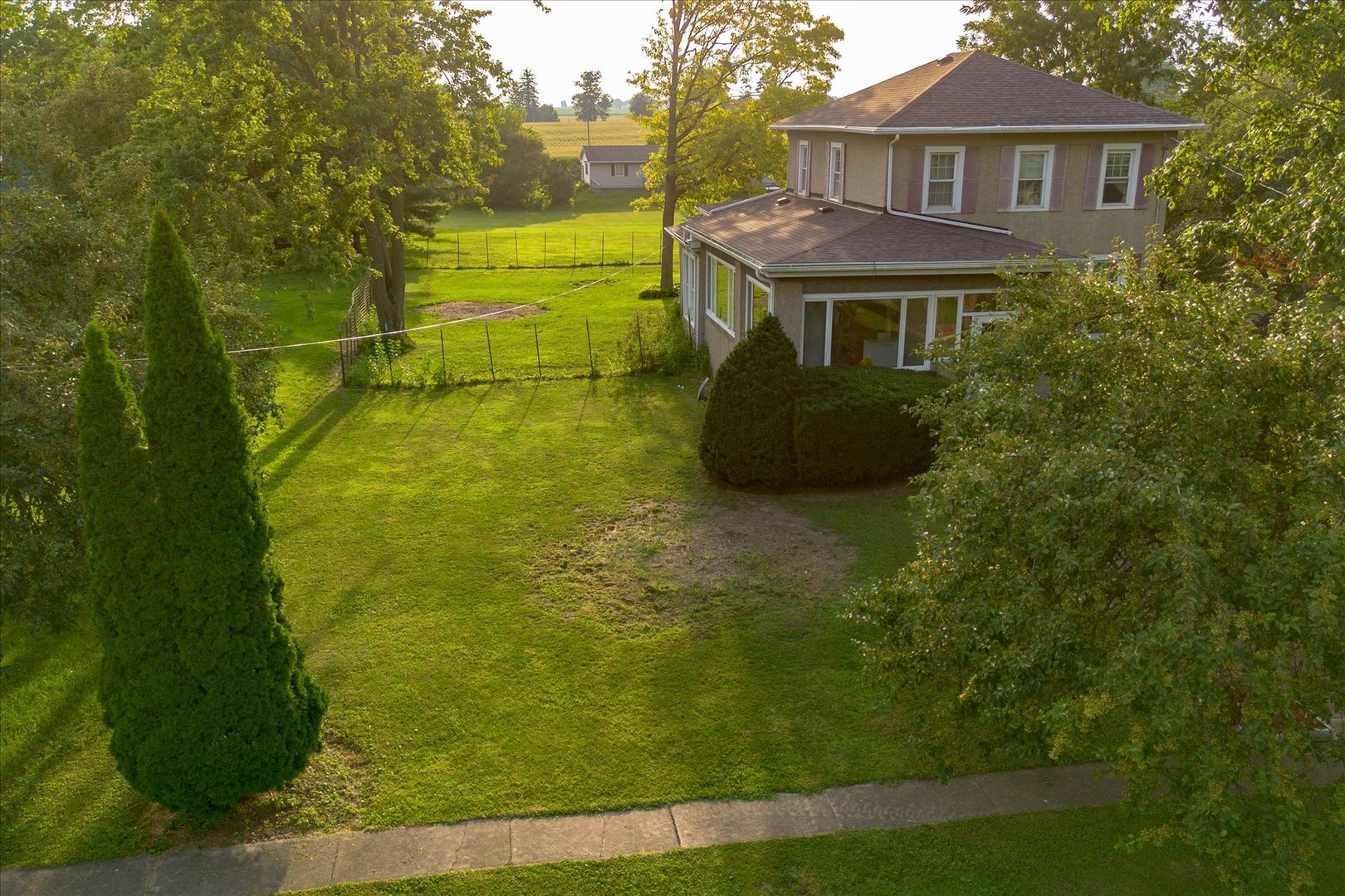 202 S Locust Street, Malden, IL 61337