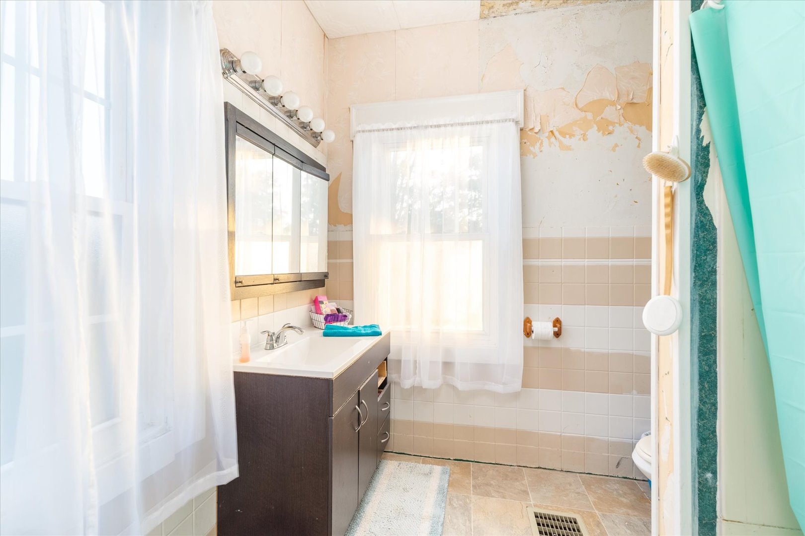 202 S Locust Street, Malden, IL 61337