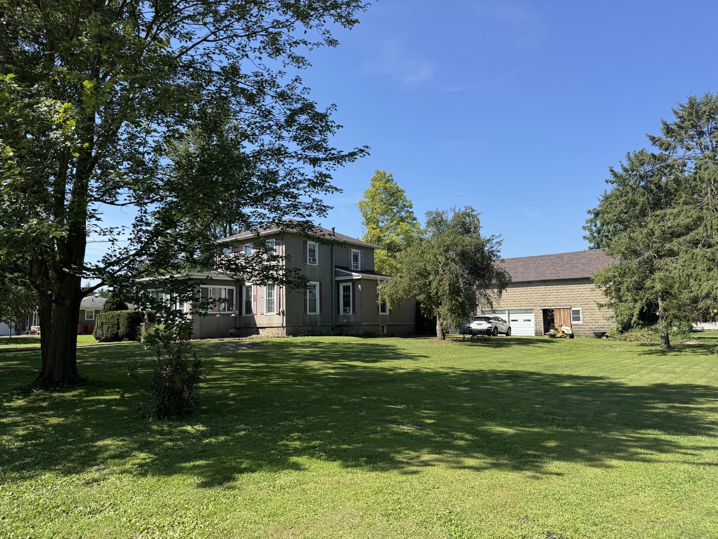 202 S Locust Street, Malden, IL 61337