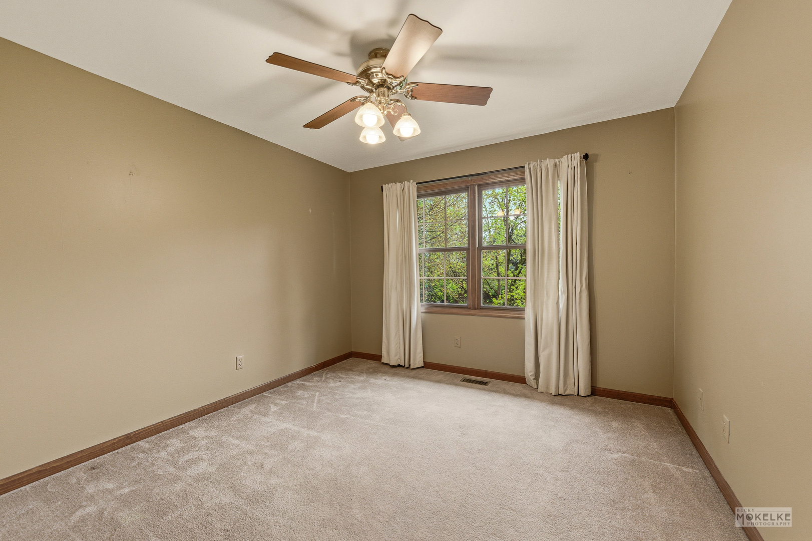 15 Timber View Lane, Yorkville, IL 60560