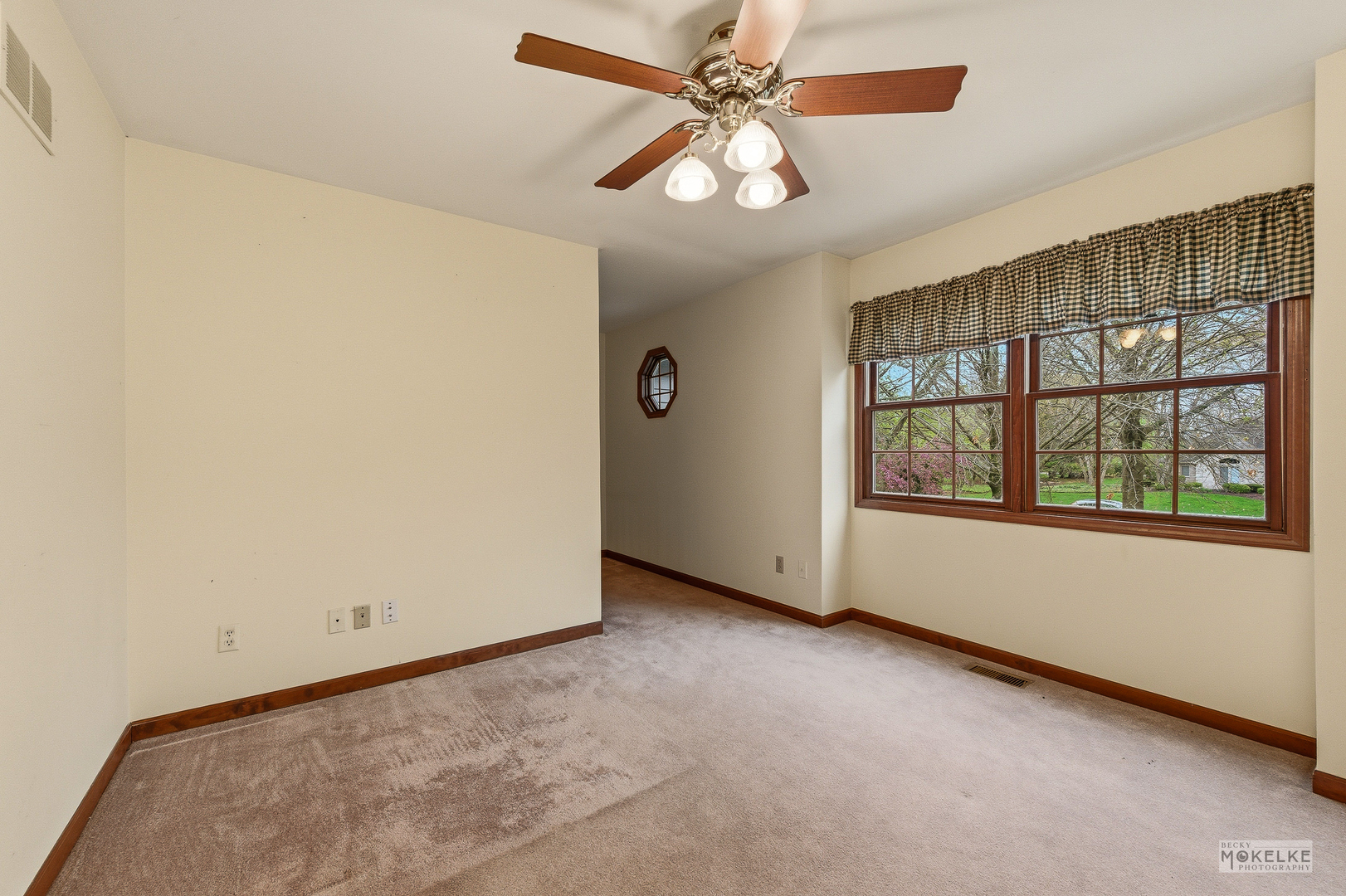 15 Timber View Lane, Yorkville, IL 60560