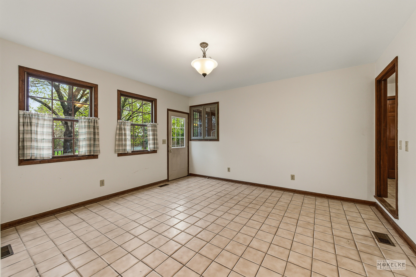 15 Timber View Lane, Yorkville, IL 60560