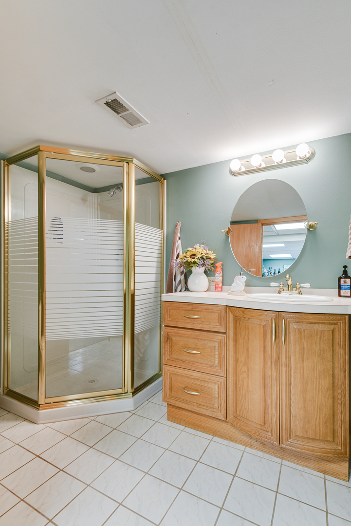 11733 Seagull Lane, Palos Heights, IL 60463