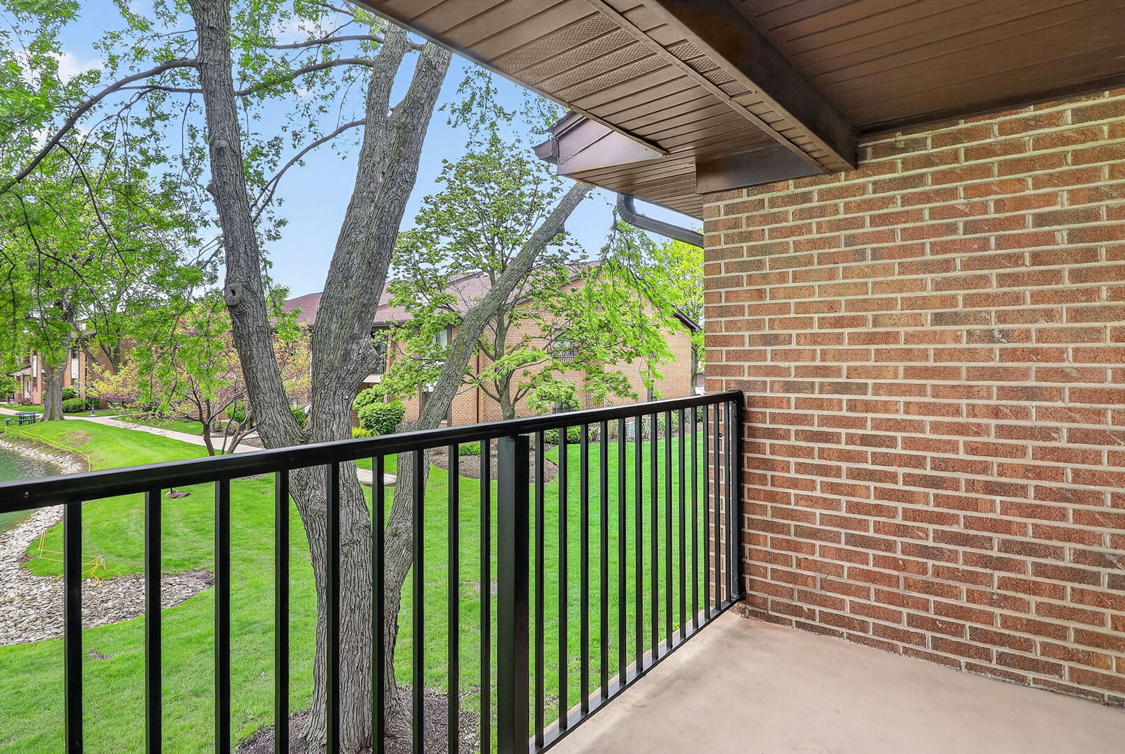 8212 Anchor Drive #508, Woodridge, IL 60517