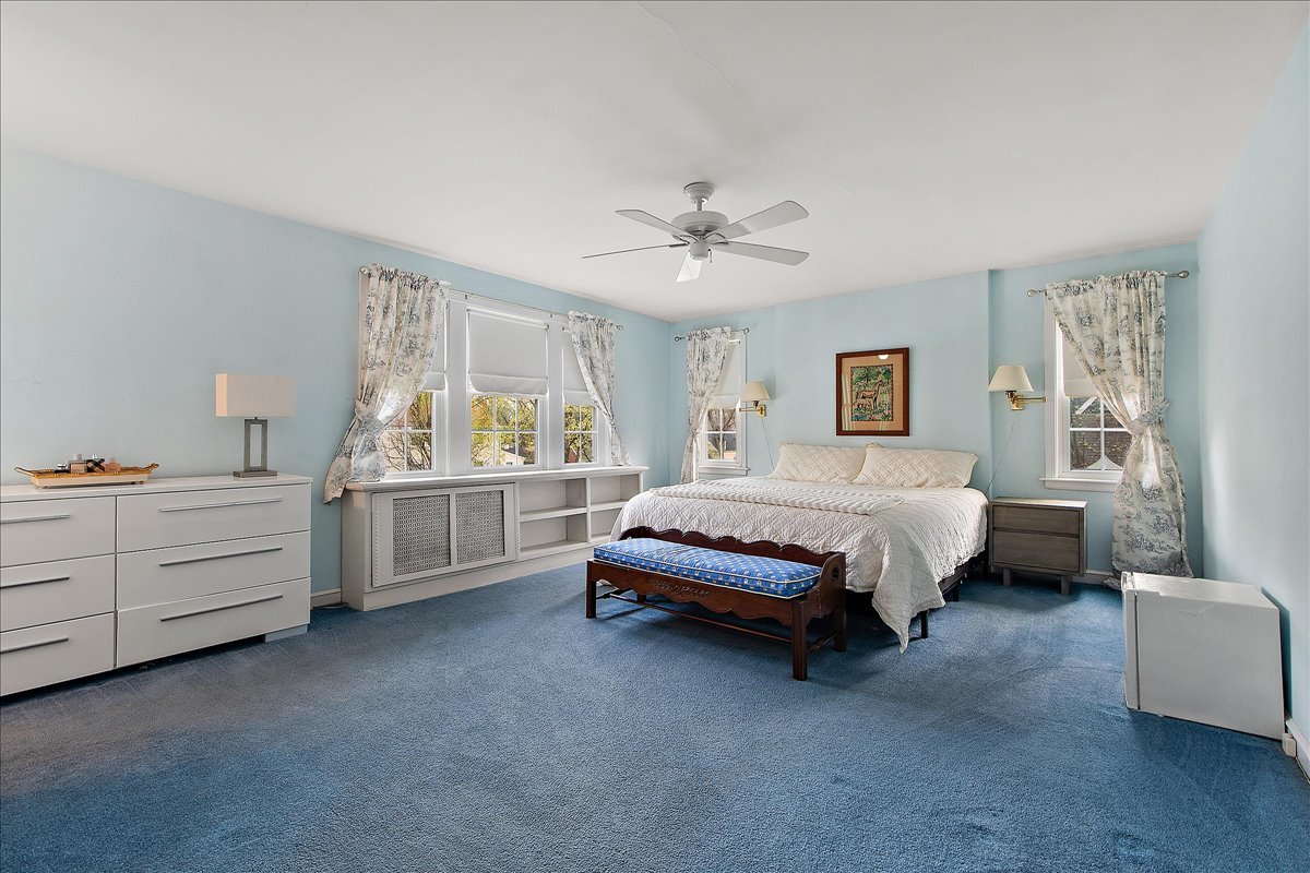 1314 Bunker Avenue, Flossmoor, IL 60422