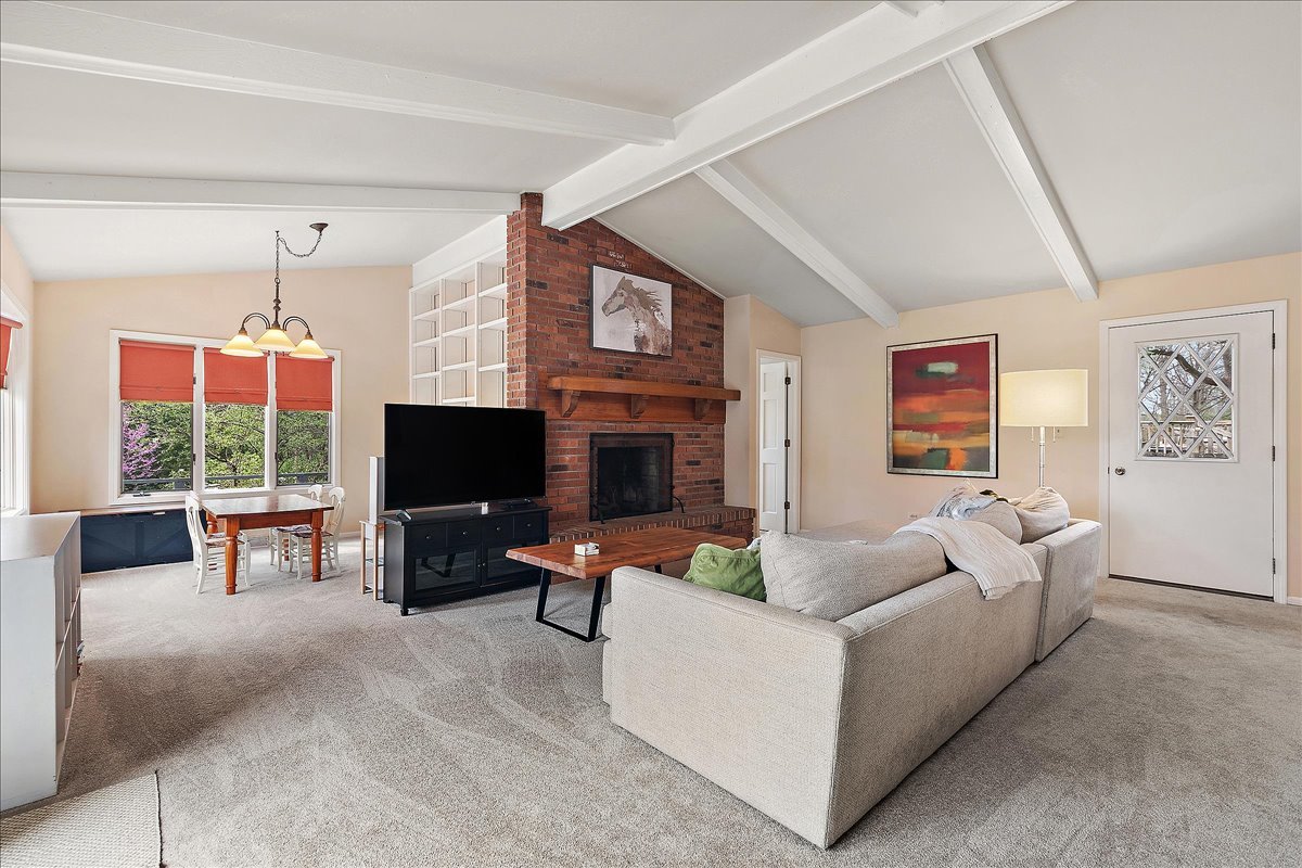 1314 Bunker Avenue, Flossmoor, IL 60422