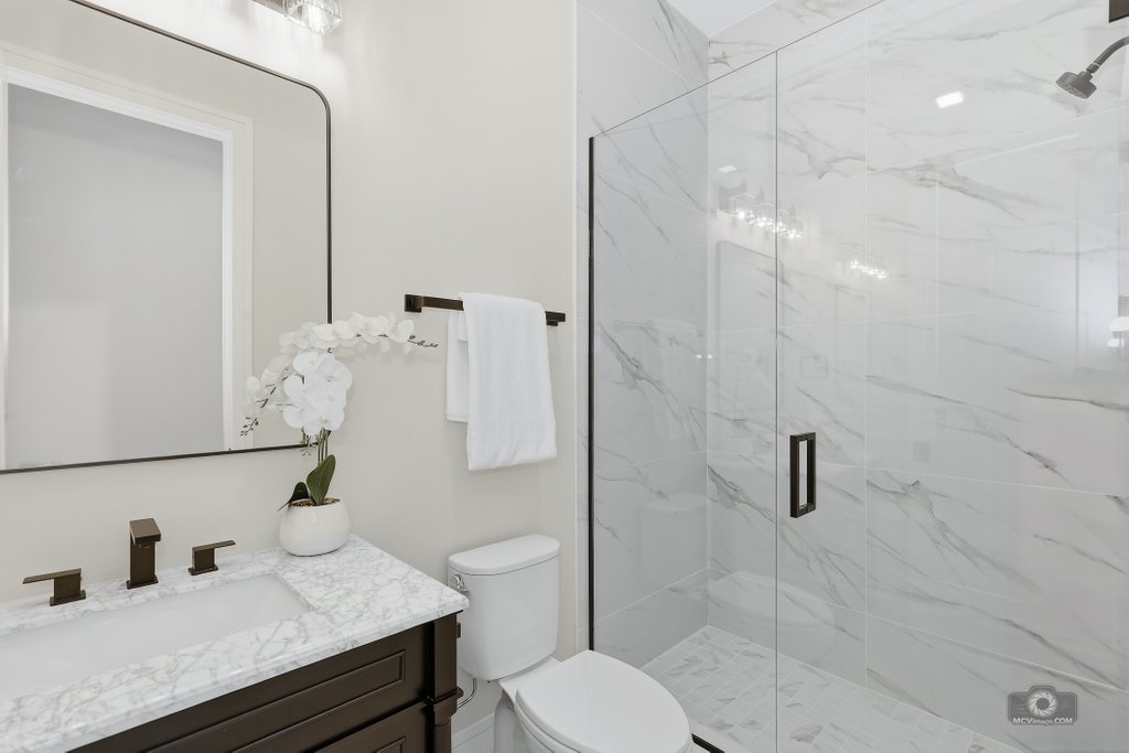 1432 Oak Bluff Lane, Lemont, IL 60439