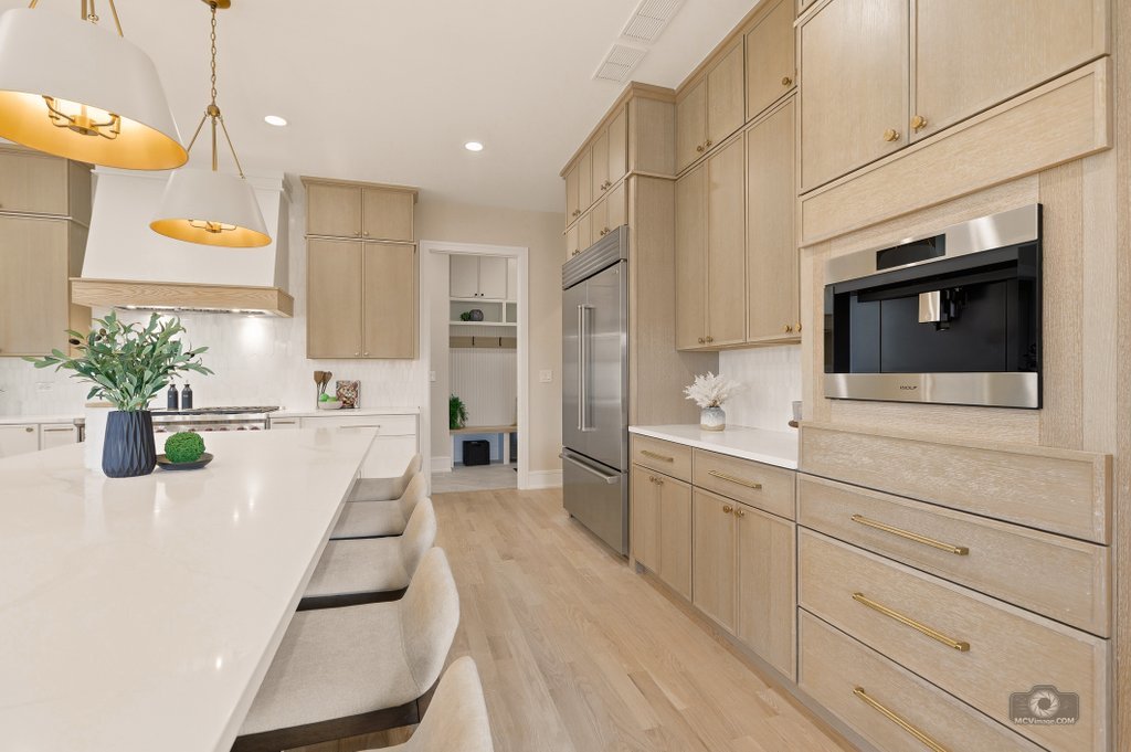 1432 Oak Bluff Lane, Lemont, IL 60439