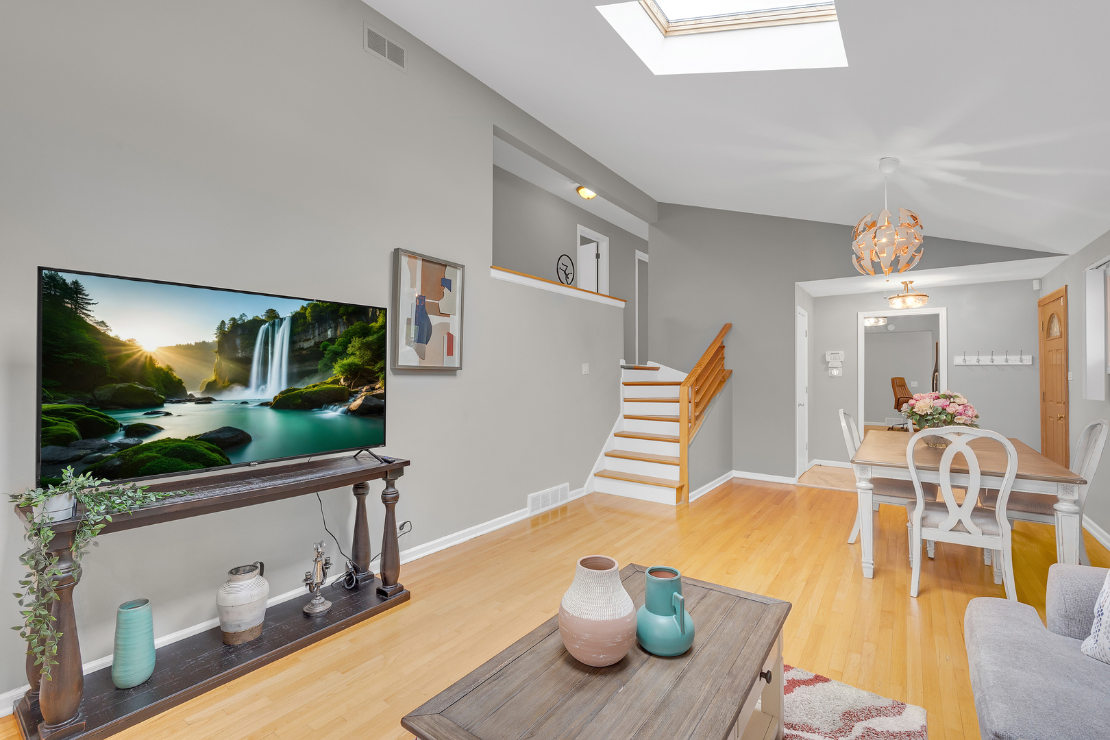 9349 Morgan Avenue, Evanston, IL 60203