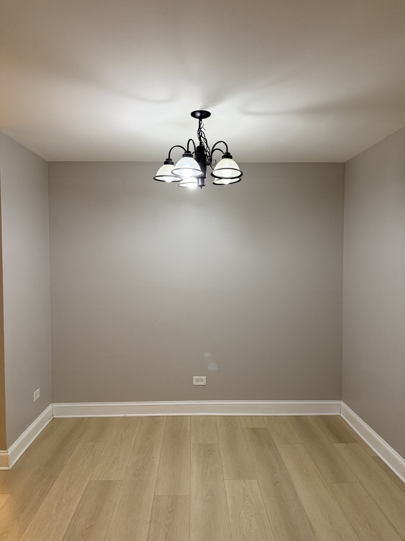 706 Marilyn Avenue #105, Glendale Heights, IL 60139