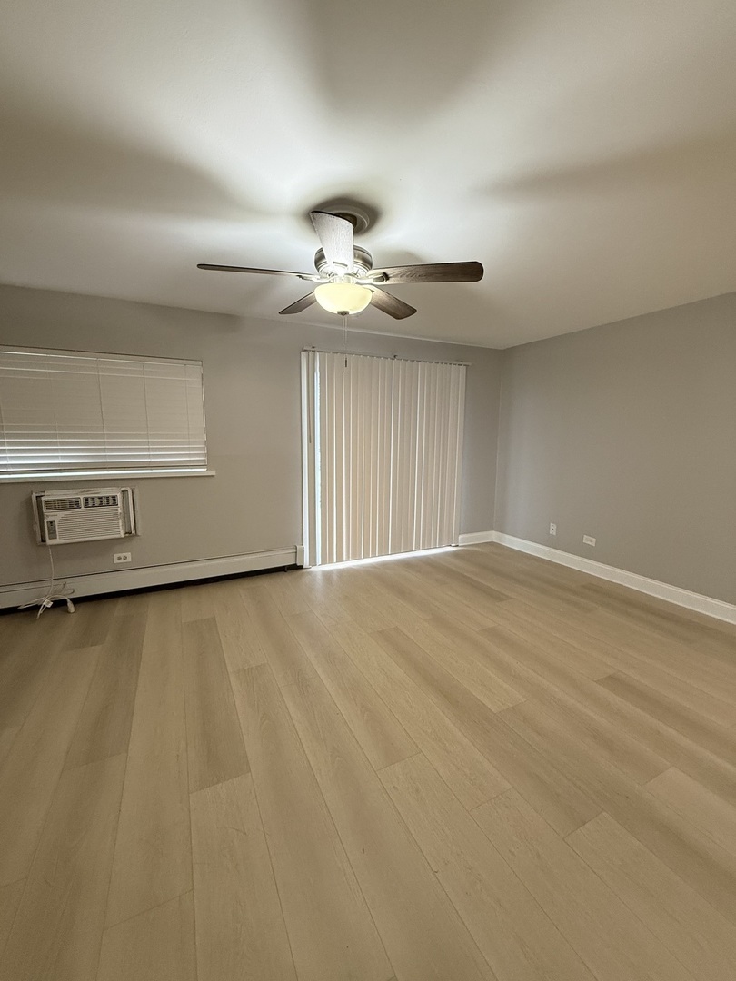 706 Marilyn Avenue #105, Glendale Heights, IL 60139