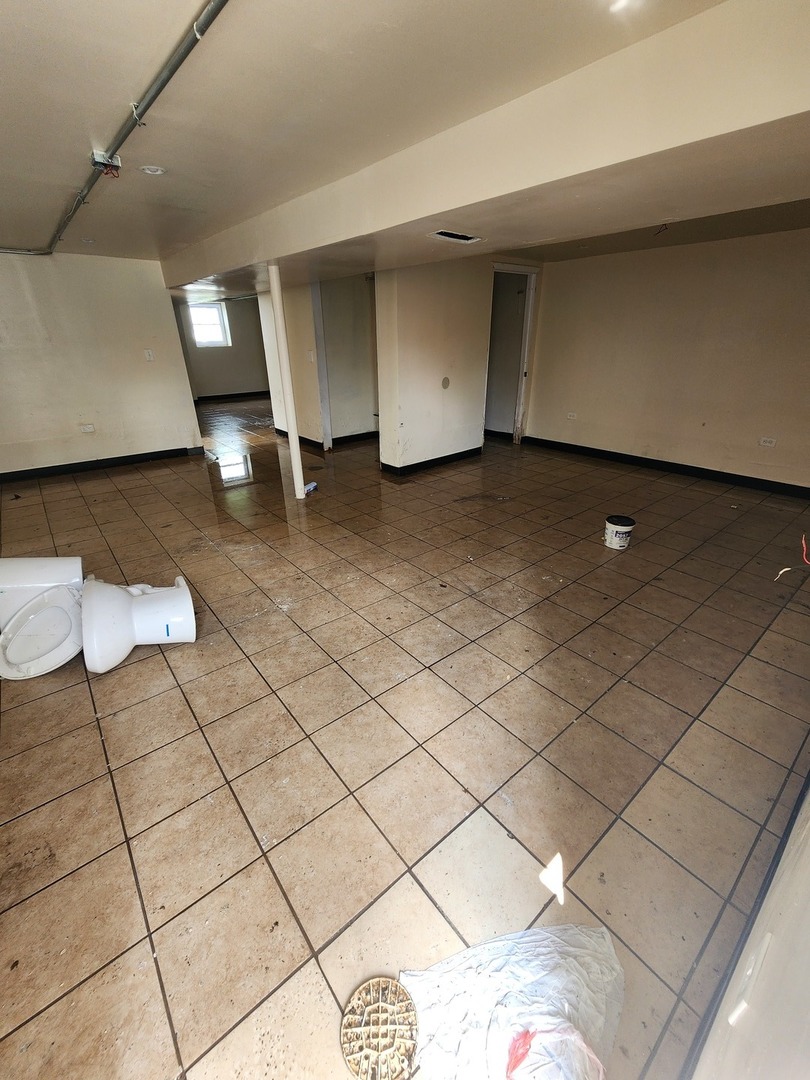 279 Chappel Avenue, Calumet City, IL 60409