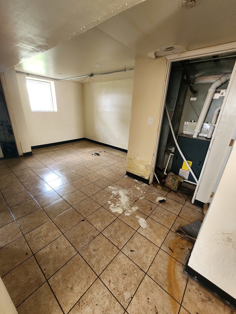 279 Chappel Avenue, Calumet City, IL 60409