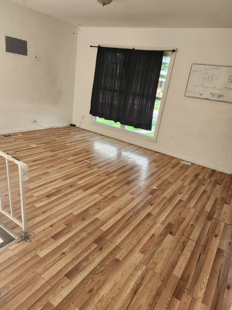 279 Chappel Avenue, Calumet City, IL 60409