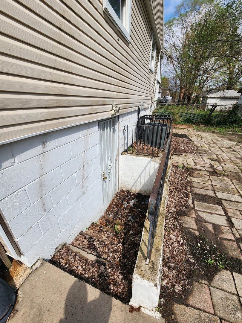 279 Chappel Avenue, Calumet City, IL 60409