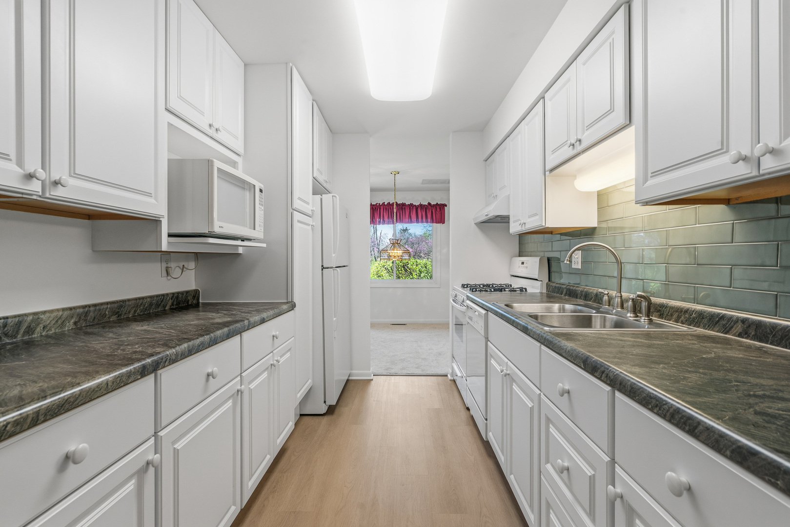 6818 Roberts Drive #3, Woodridge, IL 60517