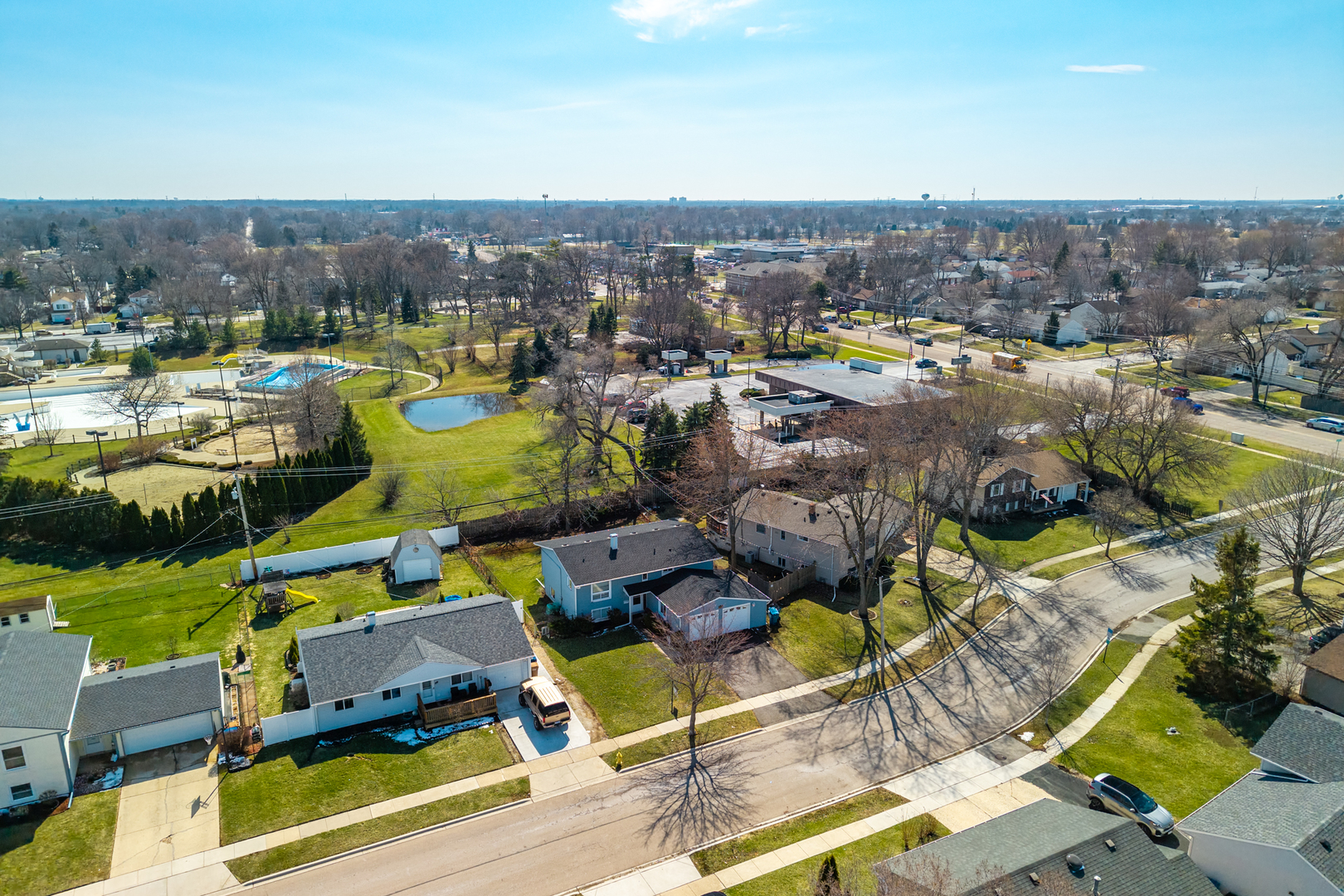 225 E Lincoln Avenue, Glendale Heights, IL 60139