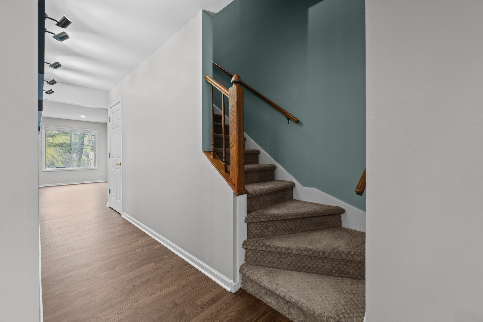 1516 Anderson Lane, Buffalo Grove, IL 60089