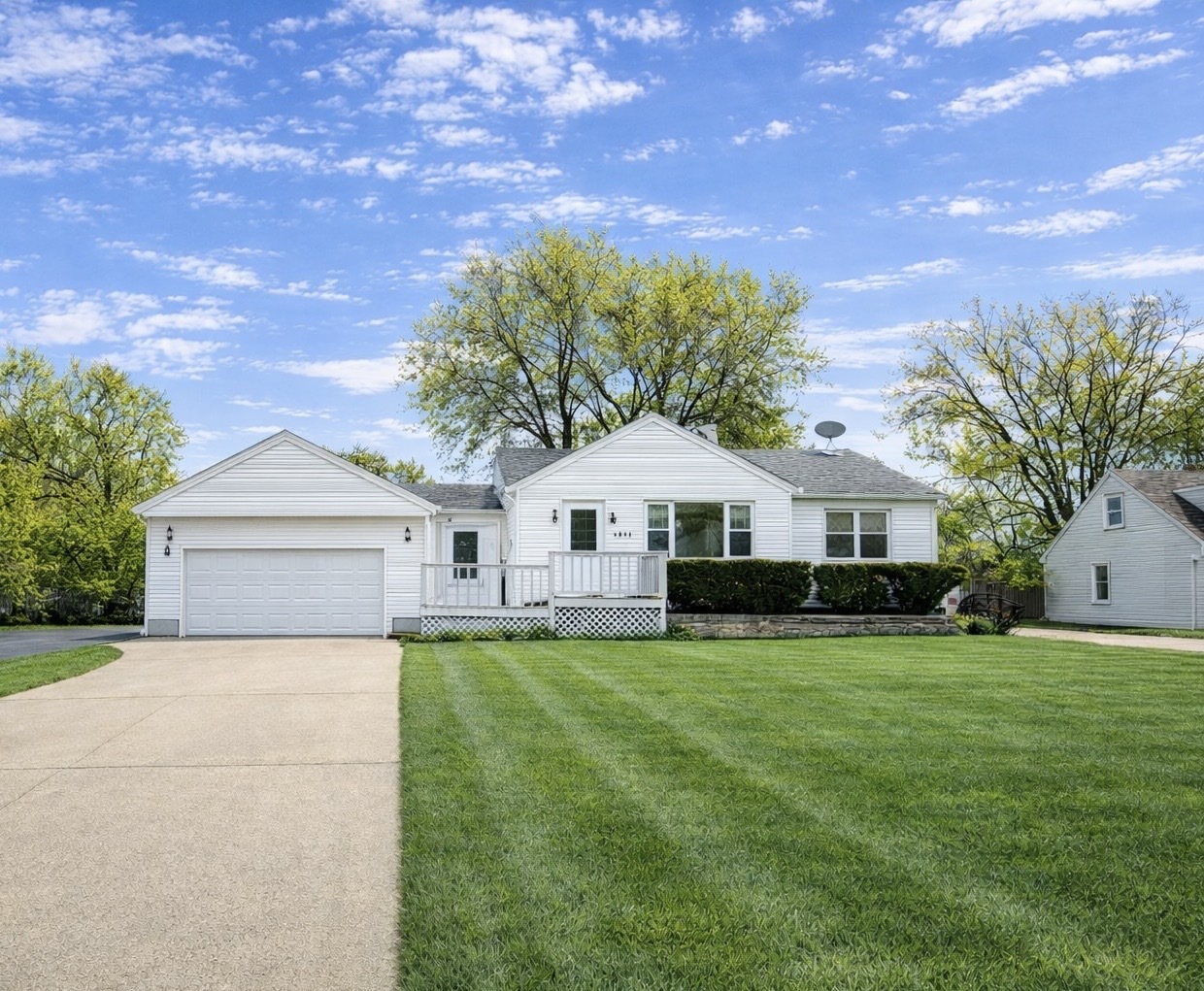 3935 Arthur Terrace Court, Markham, IL 60428