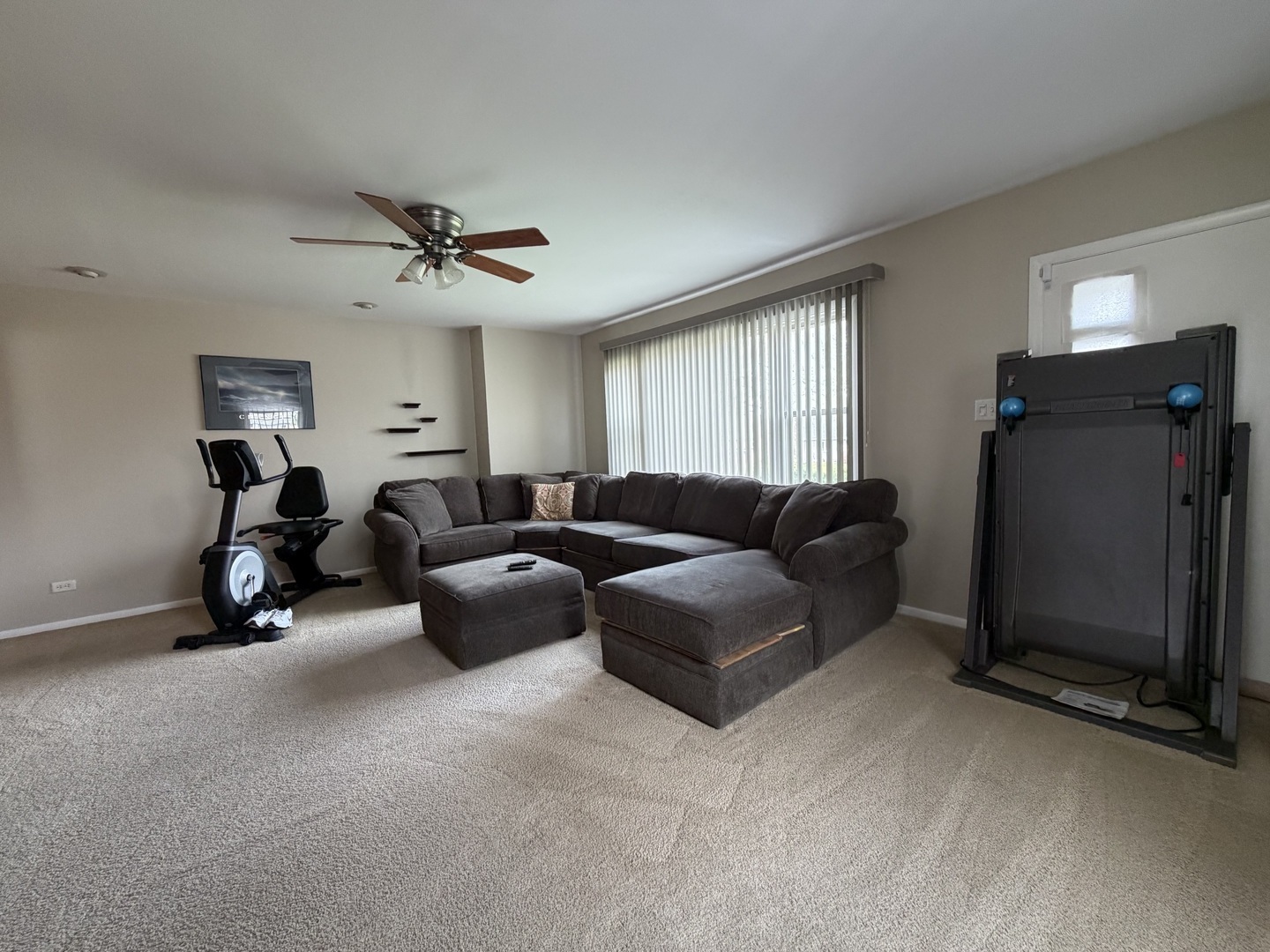 3935 Arthur Terrace Court, Markham, IL 60428