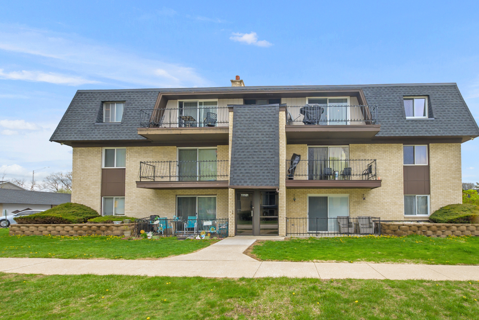 11101 S 84th Avenue #3A, Palos Hills, IL 60465