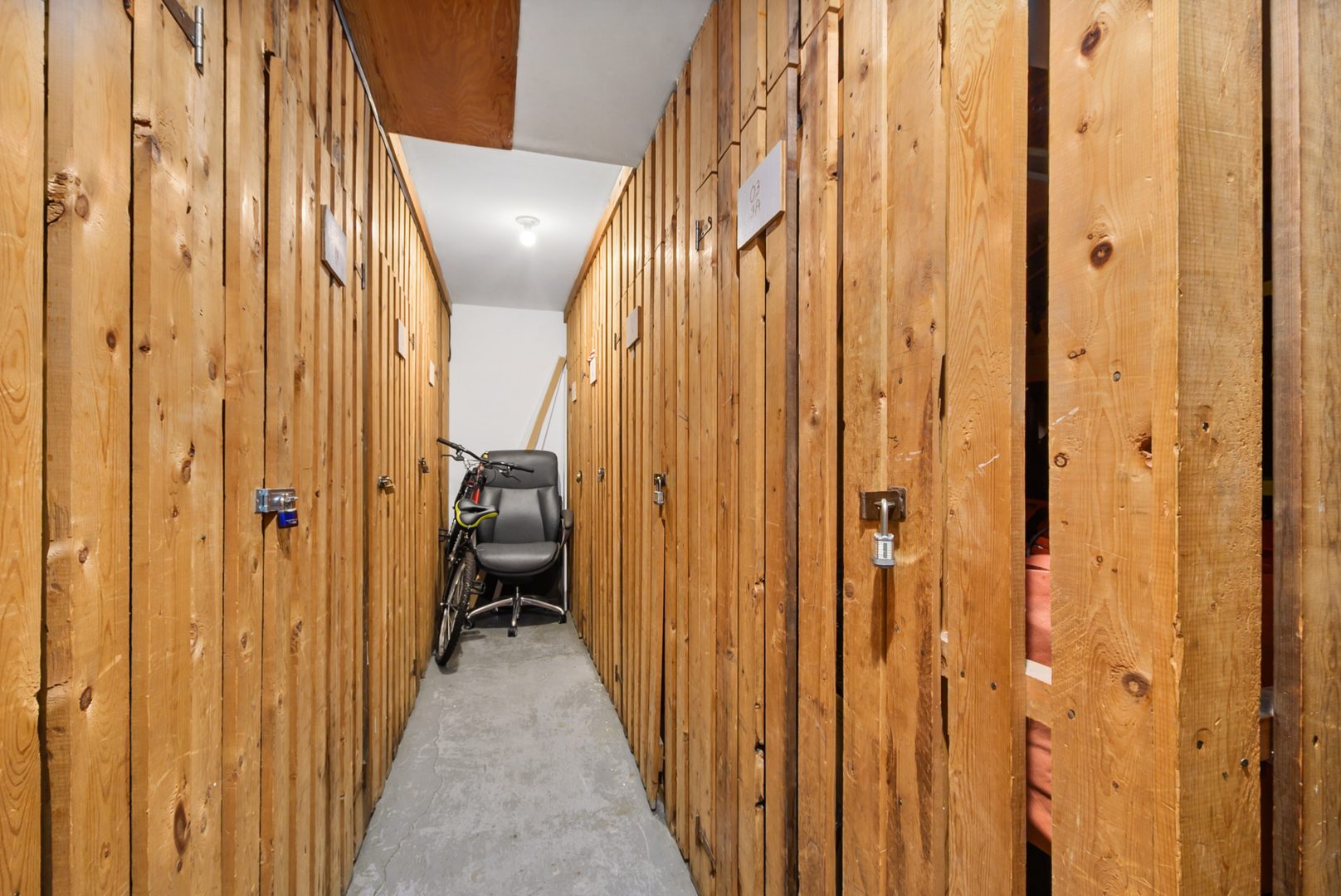 11101 S 84th Avenue #3A, Palos Hills, IL 60465