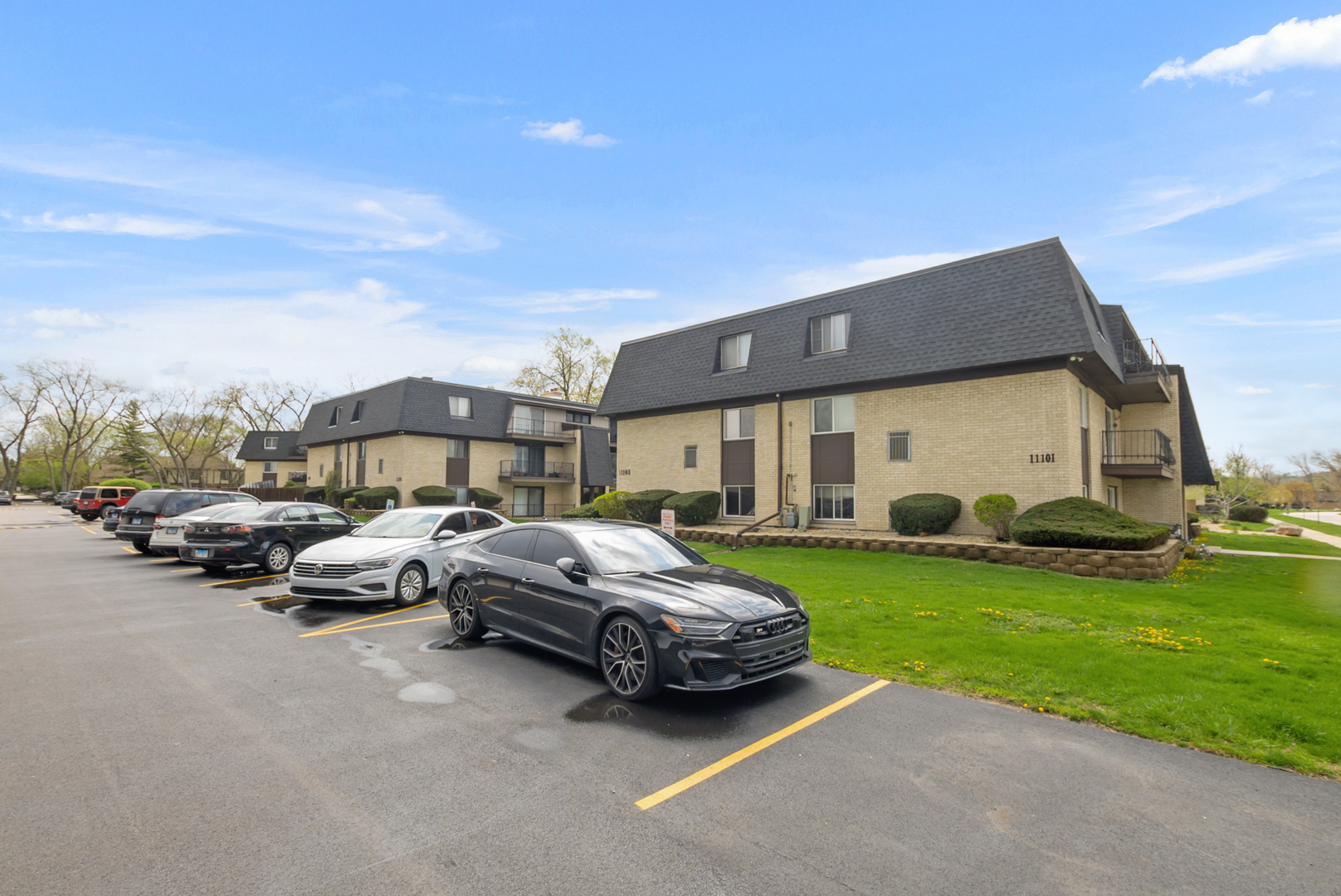 11101 S 84th Avenue #3A, Palos Hills, IL 60465
