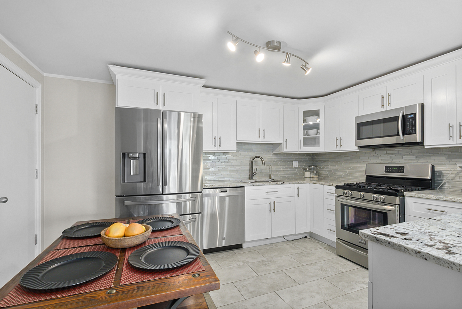 11101 S 84th Avenue #3A, Palos Hills, IL 60465