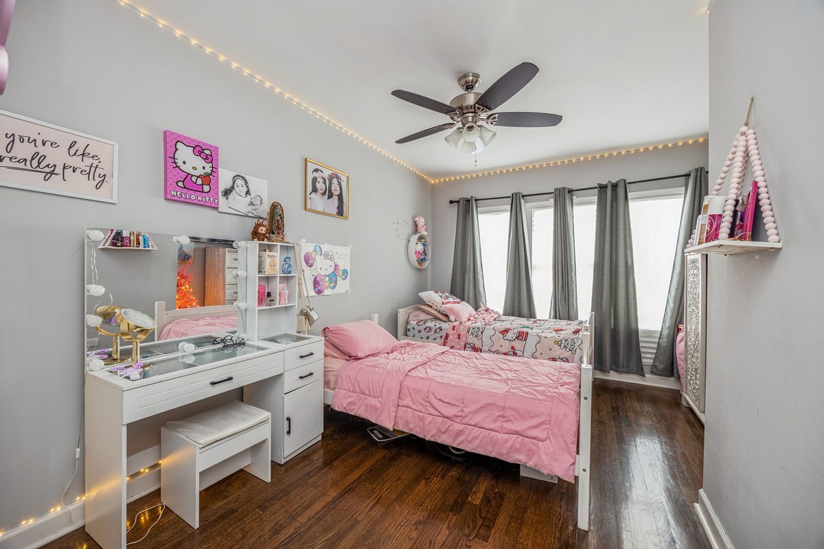 3647 Euclid Avenue, Berwyn, IL 60402