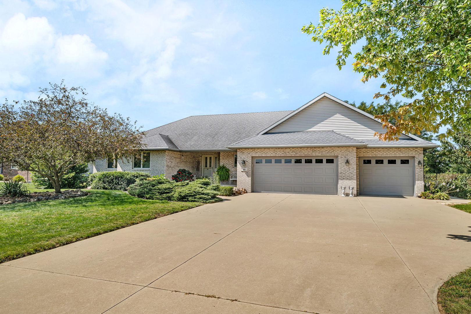 310 Fairway Drive, Essex, IL 60935