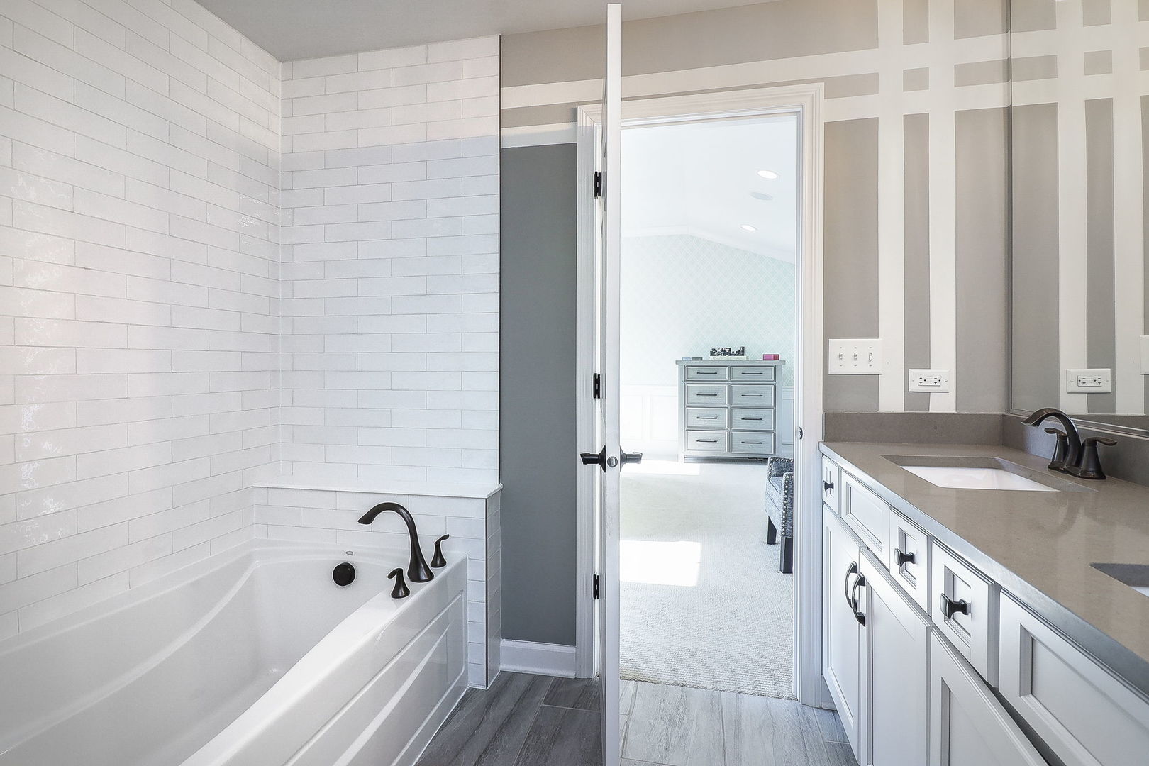 4118 Calder Lane, Aurora, IL 60504