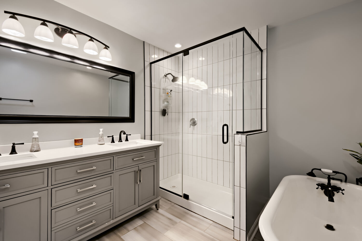 250 Beauteau Street, Lake Zurich, IL 60047