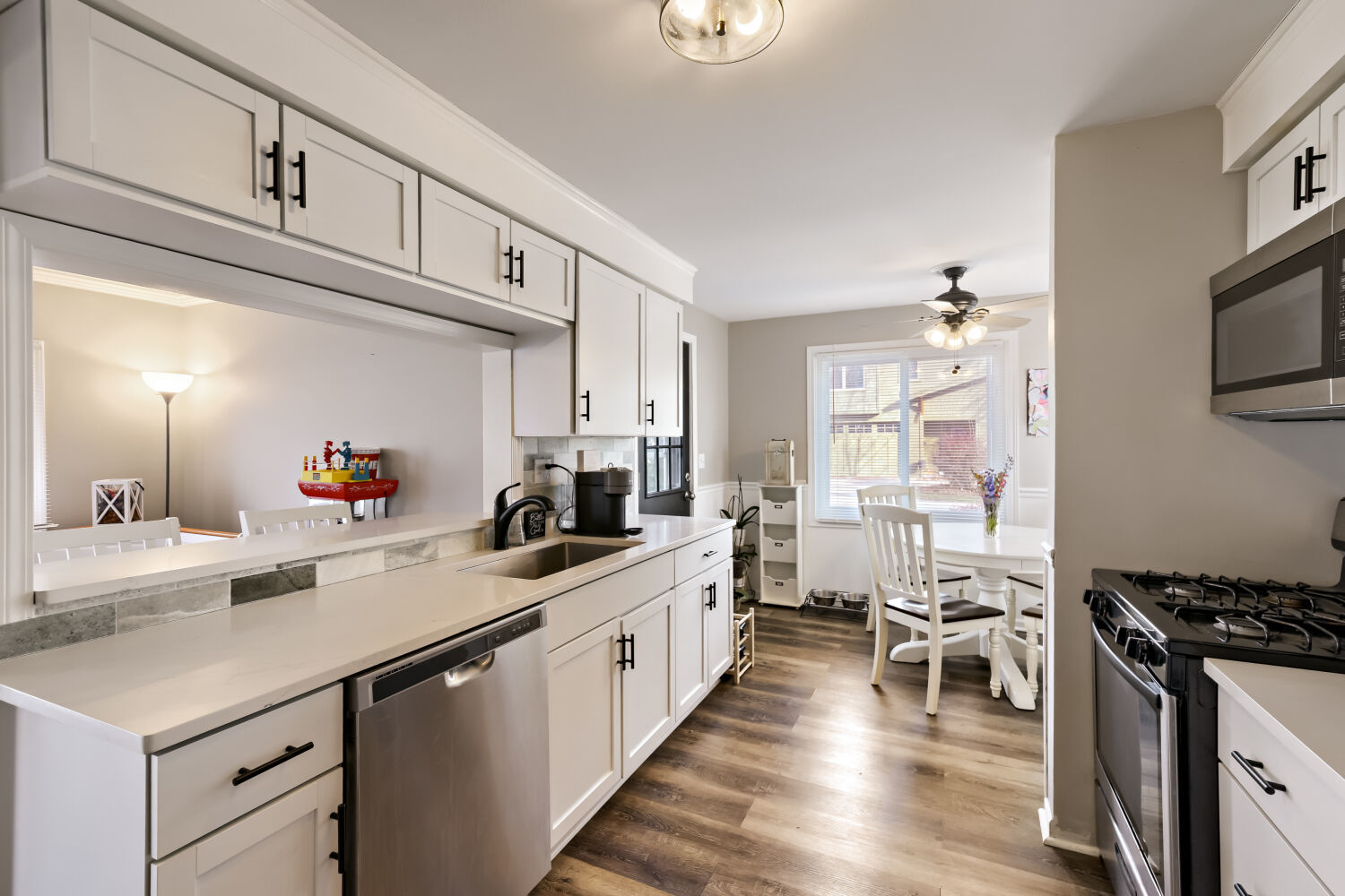 250 Beauteau Street, Lake Zurich, IL 60047