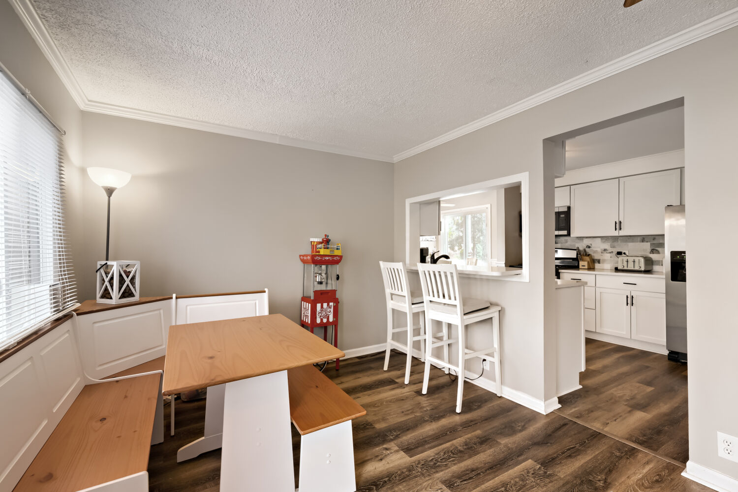 250 Beauteau Street, Lake Zurich, IL 60047