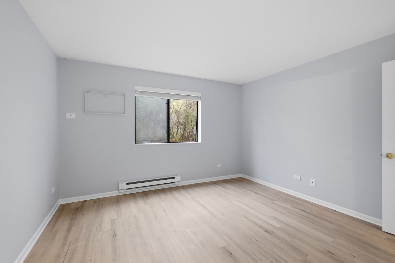 621 Virginia Road #107, Crystal Lake, IL 60014