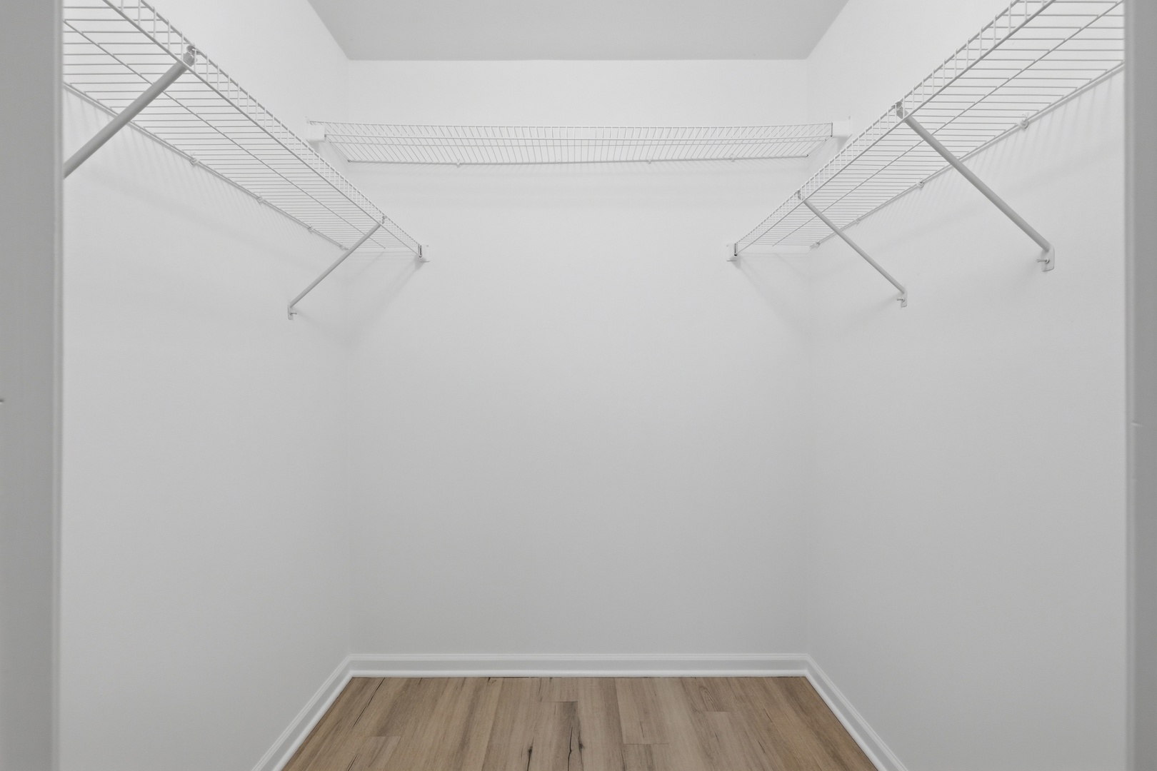 621 Virginia Road #107, Crystal Lake, IL 60014