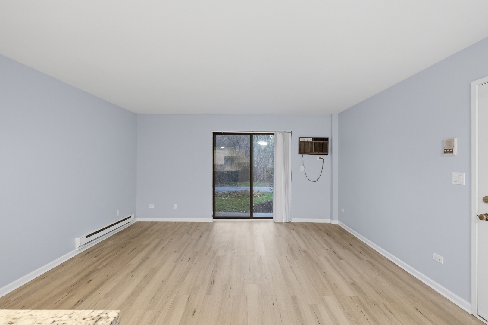 621 Virginia Road #107, Crystal Lake, IL 60014