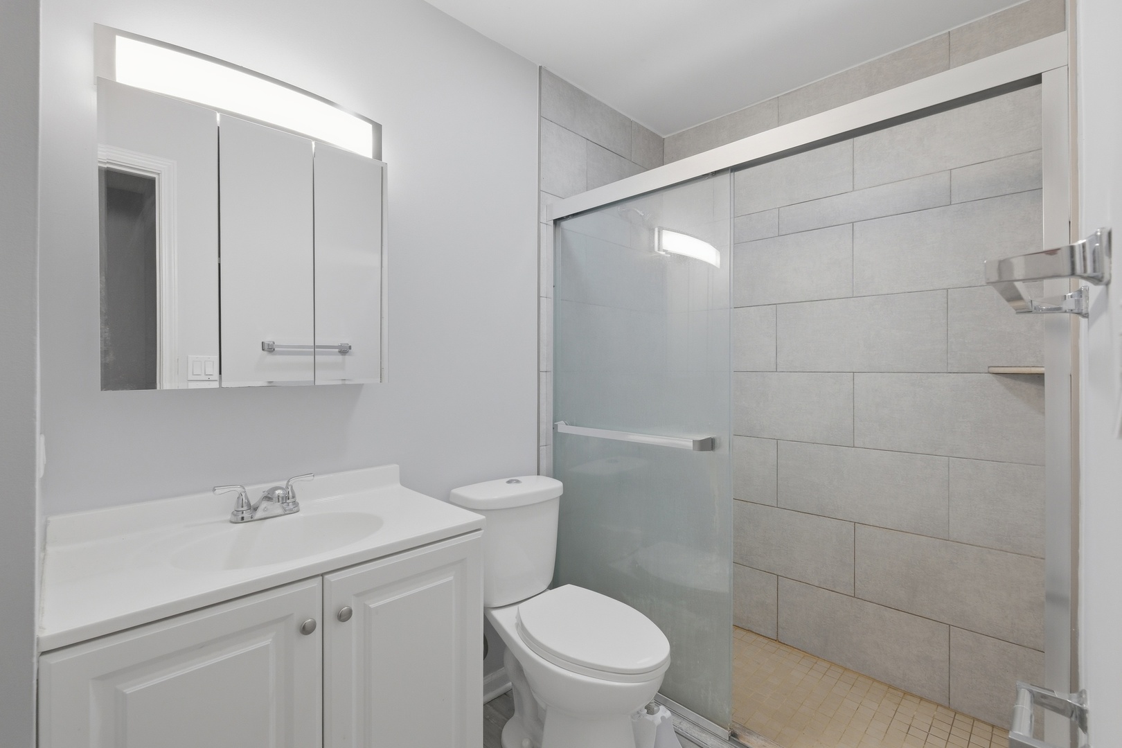 621 Virginia Road #107, Crystal Lake, IL 60014