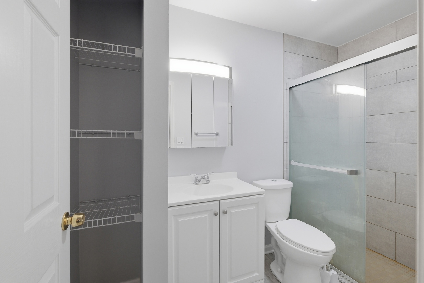 621 Virginia Road #107, Crystal Lake, IL 60014