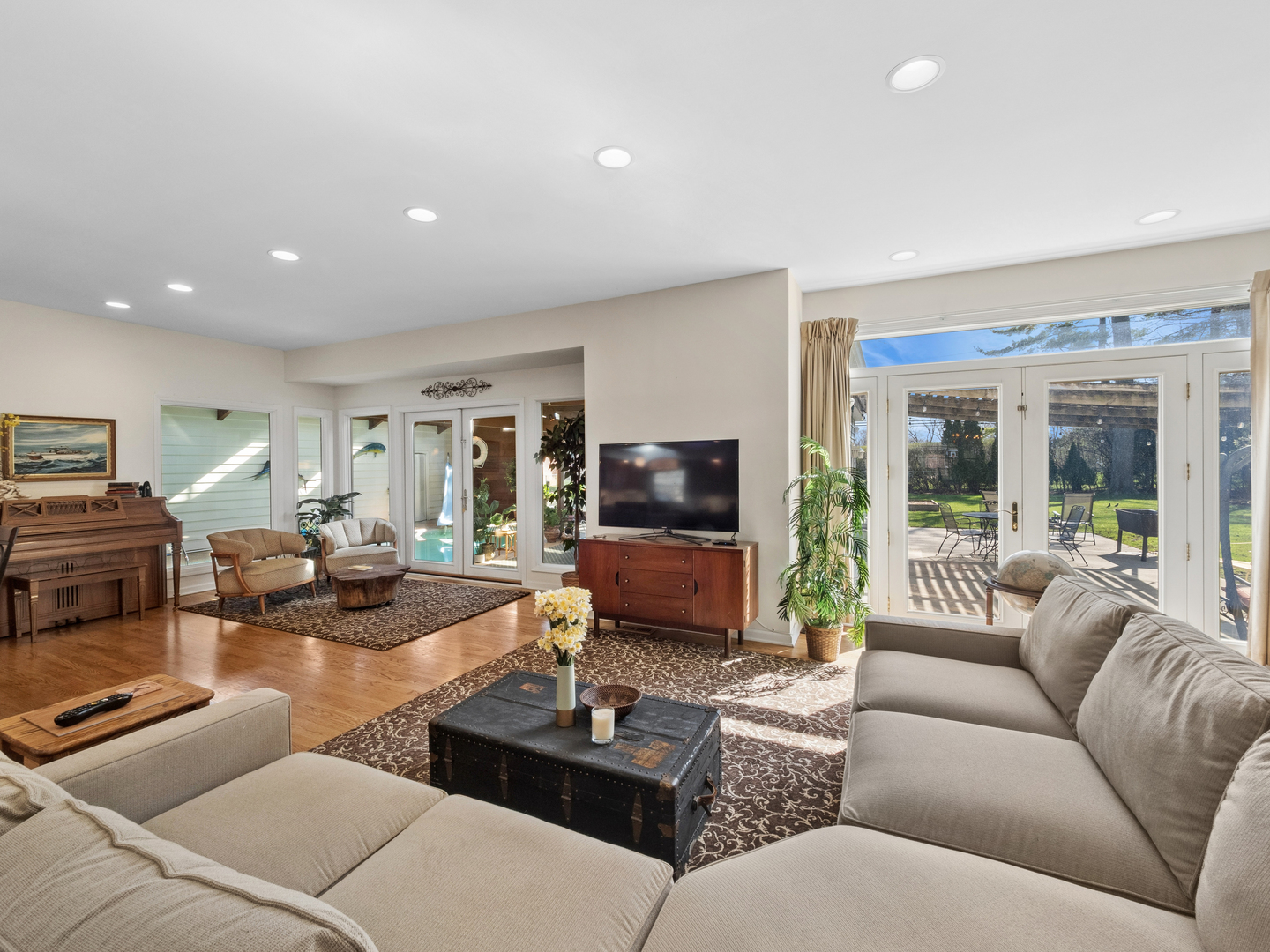 Arlington Heights, IL 60005