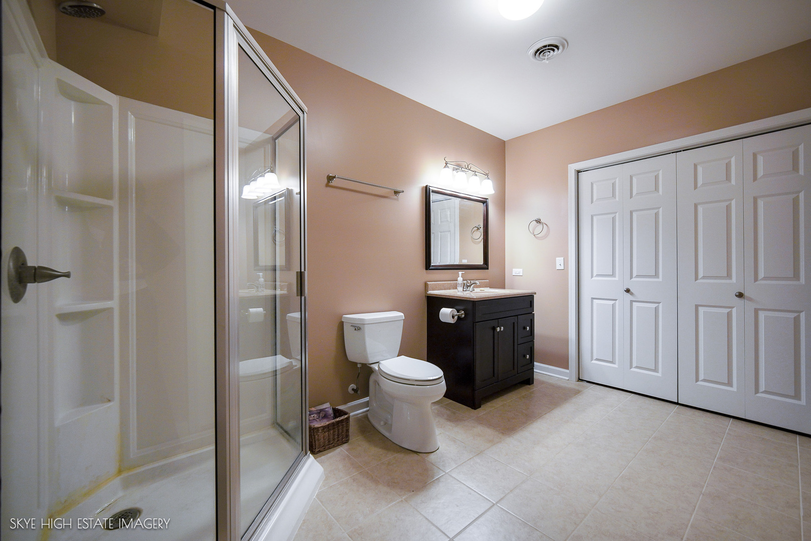 1286 Dorr Drive, Sugar Grove, IL 60554