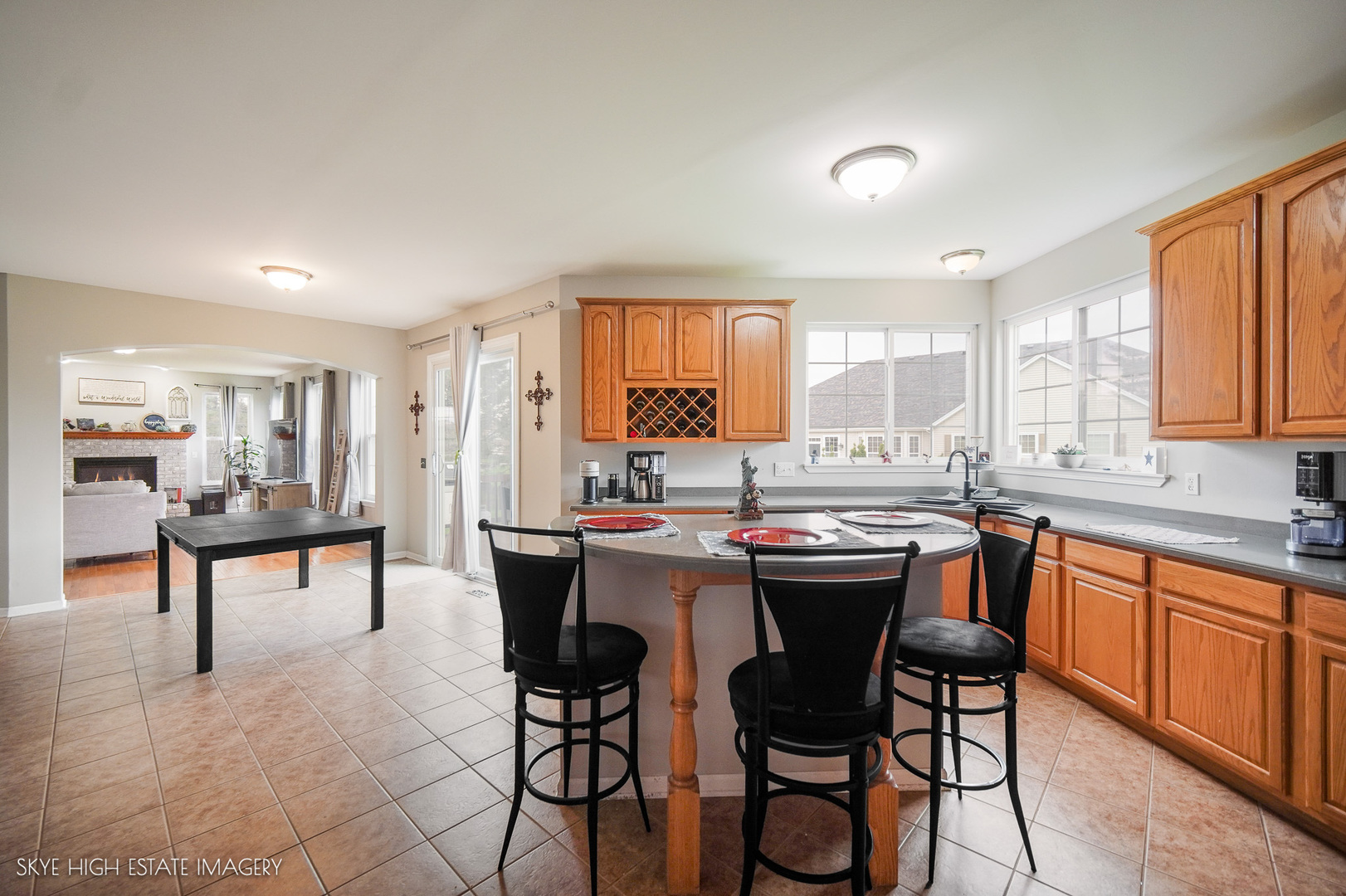 1286 Dorr Drive, Sugar Grove, IL 60554